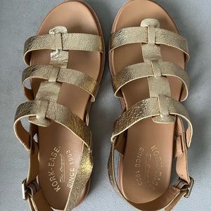 ⭐️ Kork Ease yoga sandal - worn once!